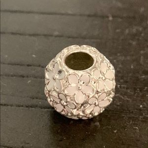 Pandora white flower bead
